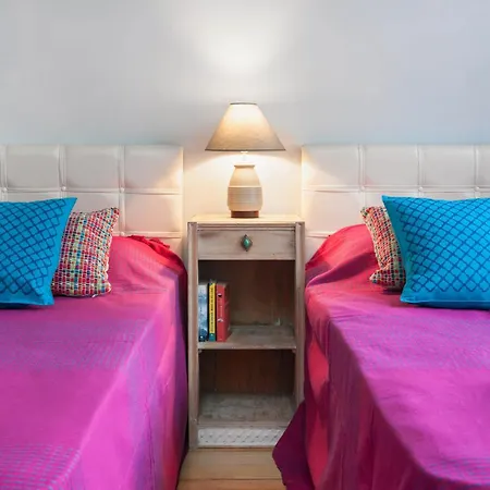 Turquoise House Featured In Elle Decor Magazine 伊斯坦布尔
