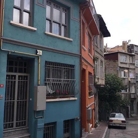 Turquoise House Featured In Elle Decor Magazine * İstanbul