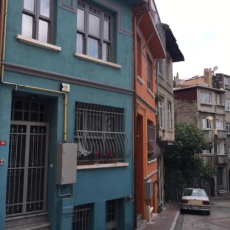 Turquoise House Featured In Elle Decor Magazine * Istanbul