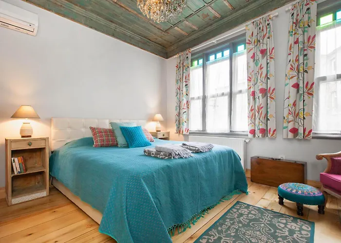 Lägenhet Turquoise House Featured In Elle Decor Magazine *