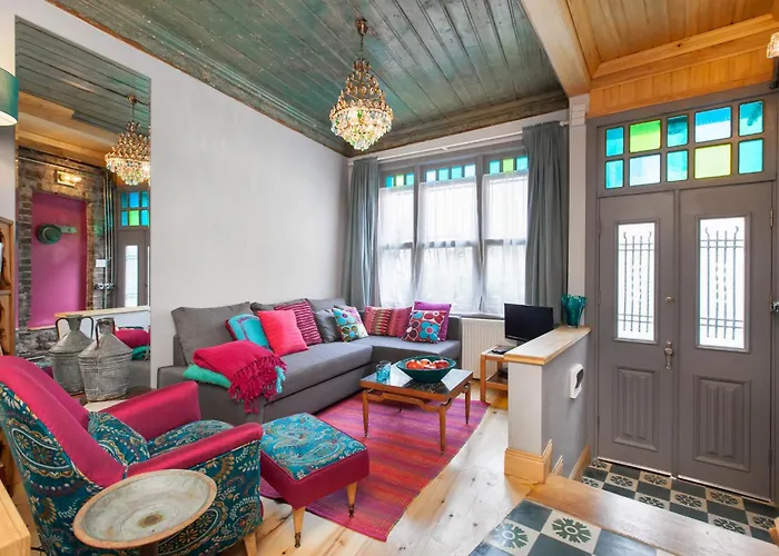 Turquoise House Featured In Elle Decor Magazine Lägenhet Istanbul