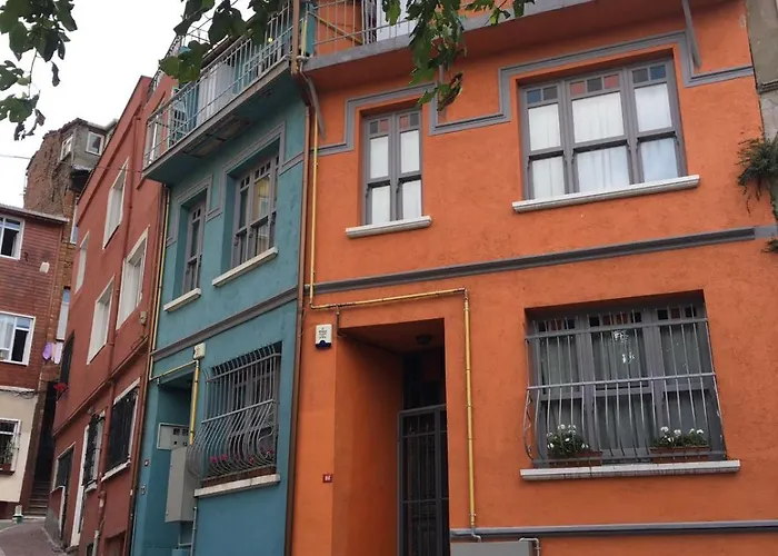 Lägenhet Turquoise House Featured In Elle Decor Magazine *